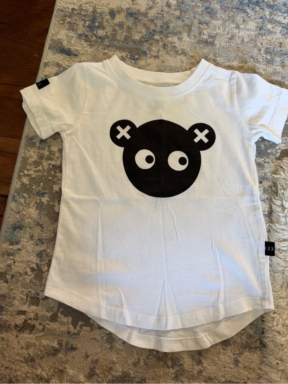 Huxbaby 3T tee